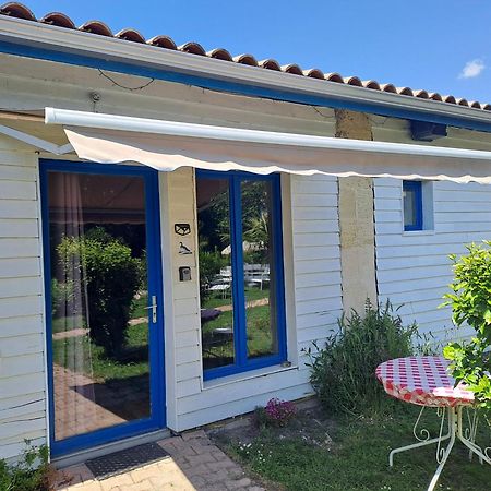 Bed and Breakfast La Cadournaise Saint-Seurin-de-Cadourne Esterno foto